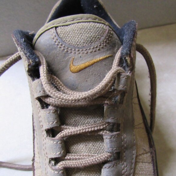 Adidas ACG Women's Size 10 Running Shoes.  Tan. - Picture 3 of 5